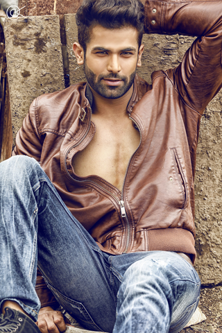 JITESH THAKUR