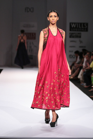 WILLS LIFESTYLE INDIA FASHION WEEK