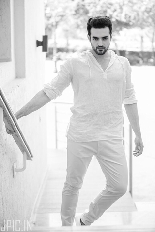 NAVED KHAN