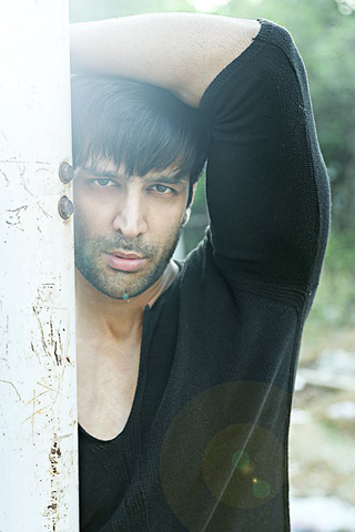 FARHAD SHAHNAWAZ